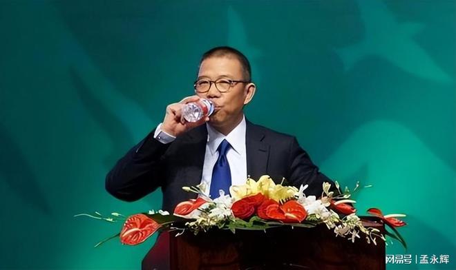 字节跳动与张一鸣的争议：智能算法与舆论掌控的文明准则探讨